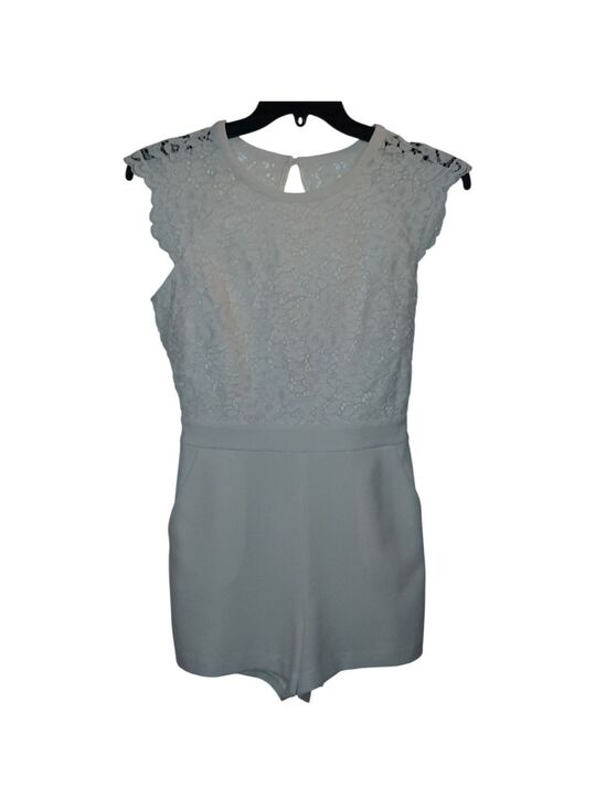 bebe Pants - Bebe White Romper Size 8